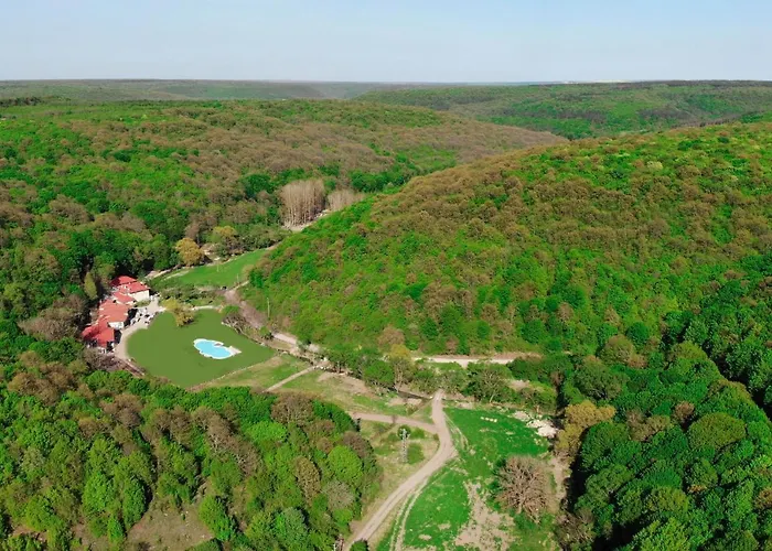 Eco Complex Izvori Hotel 2*