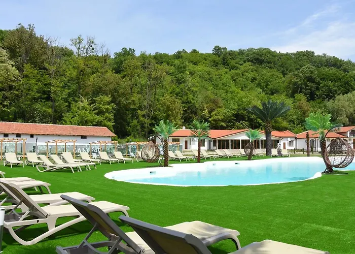 Eco Complex Izvori Hotel 2*